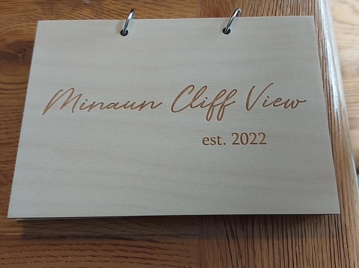 Minaun Cliff View Lejlighed Keel  Eksteriør billede